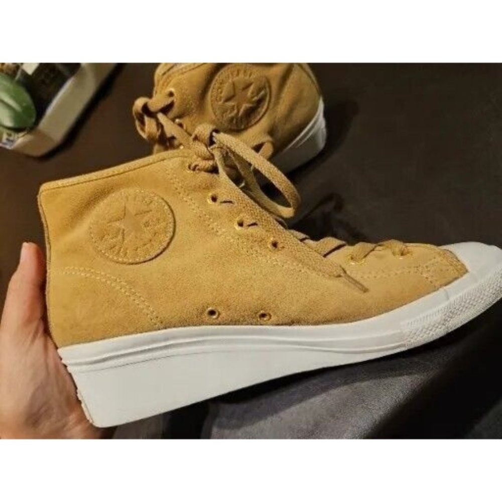 Rare Immaculate SIZE 6 Preloved high heel Converse AllStar Suede thin fur lining - Picture 1 of 16